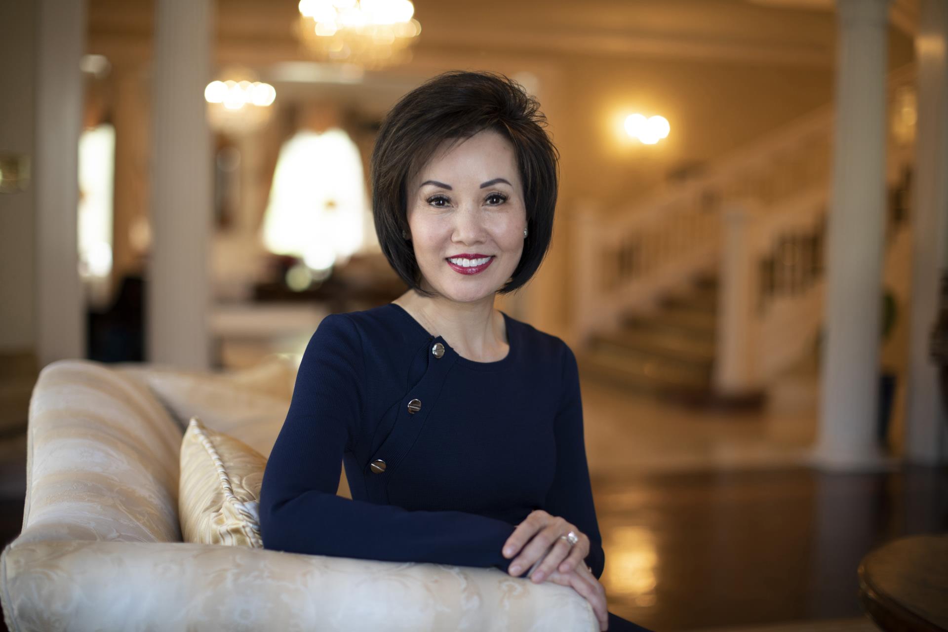 Governor_First Lady portraits_08.19.19_22 copy_fixed_09.11.19-newest